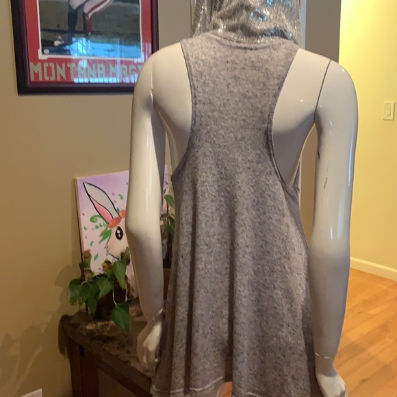 Top - Picture 3 of 3